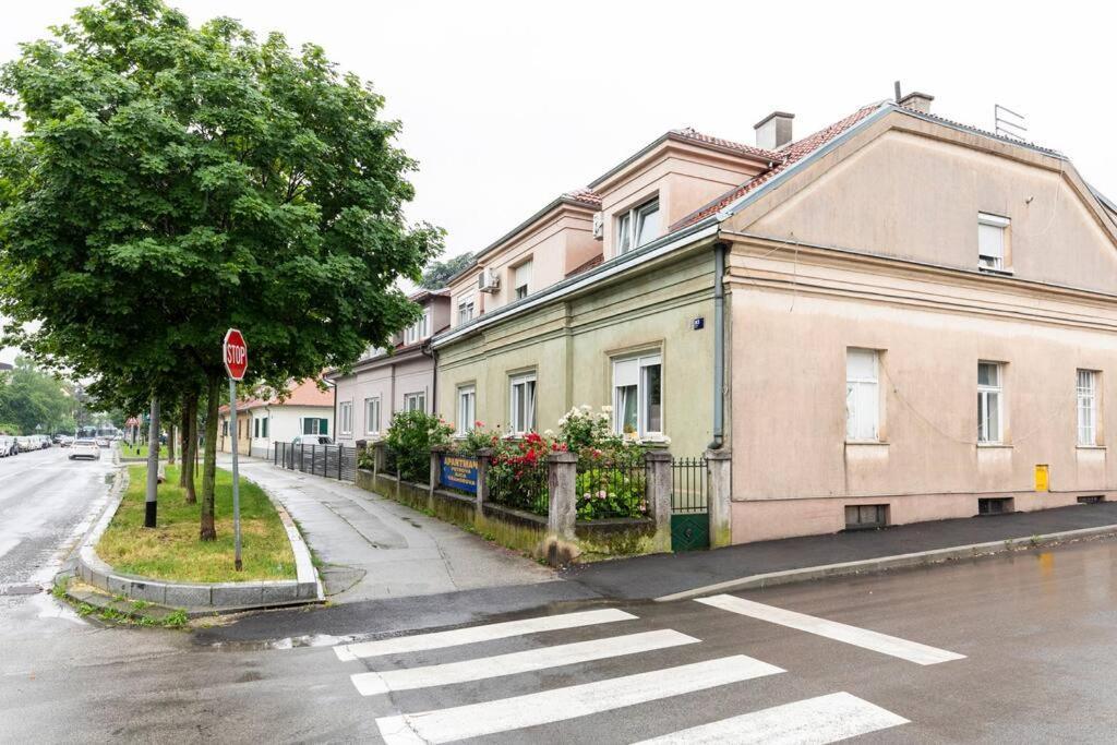 Apartament Petrova Street Zagrzeb Zewnętrze zdjęcie